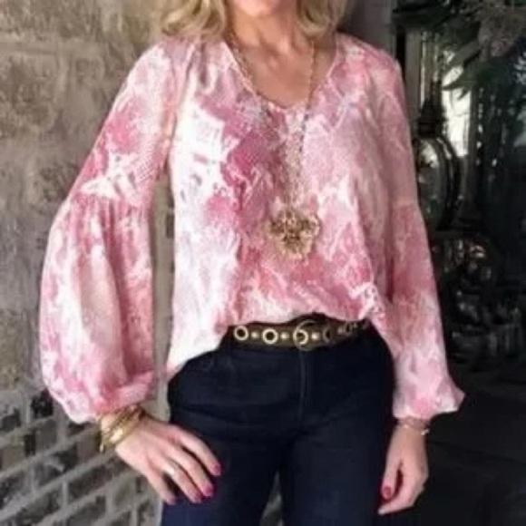 CAbi Bethany Blouse Snakeskin Python Print Pink Peach Balloon Sleeves Size Small - Picture 11 of 11